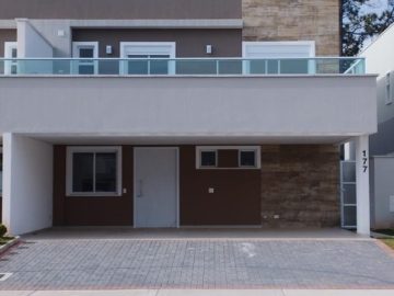 Casa em Condom�nio para Aluguel